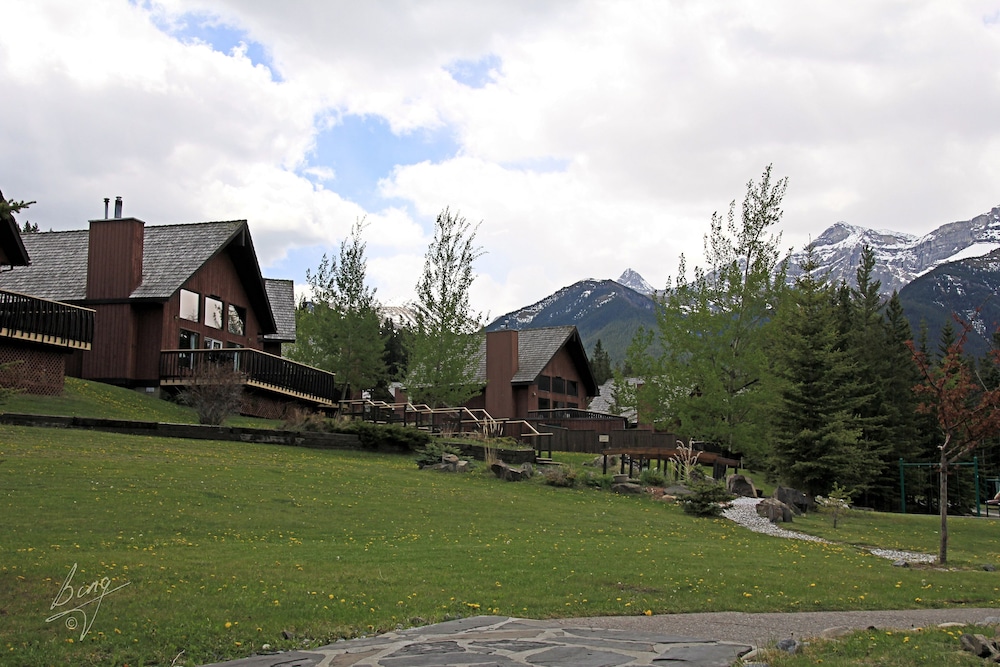 Banff Gate Mountain Resort 6/58