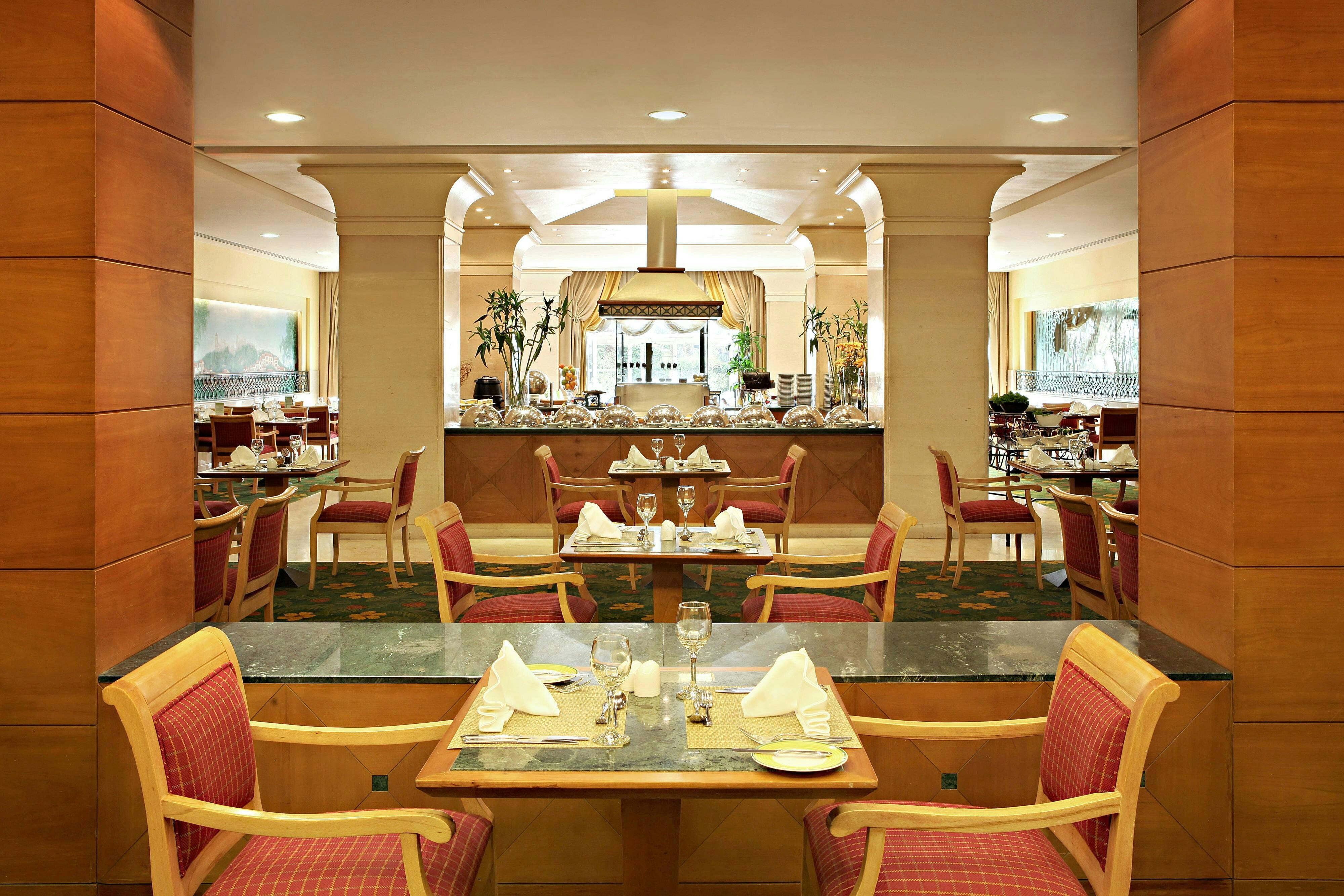 فندق وأبراج شيراتون الرياض(Sheraton Riyadh Hotel And Towers) 35/49