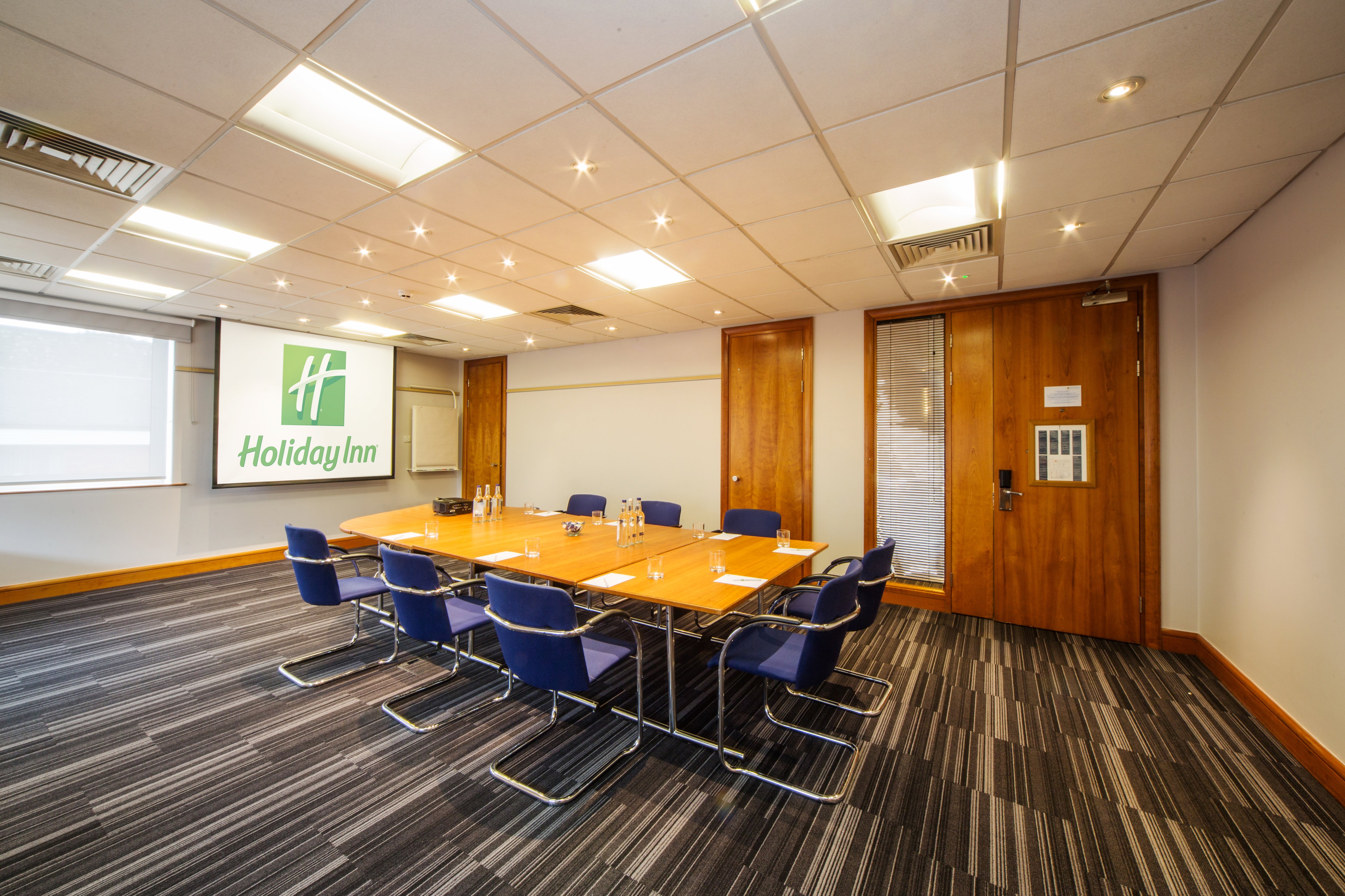 Holiday Inn Reading South M4 Jct11 76/81
