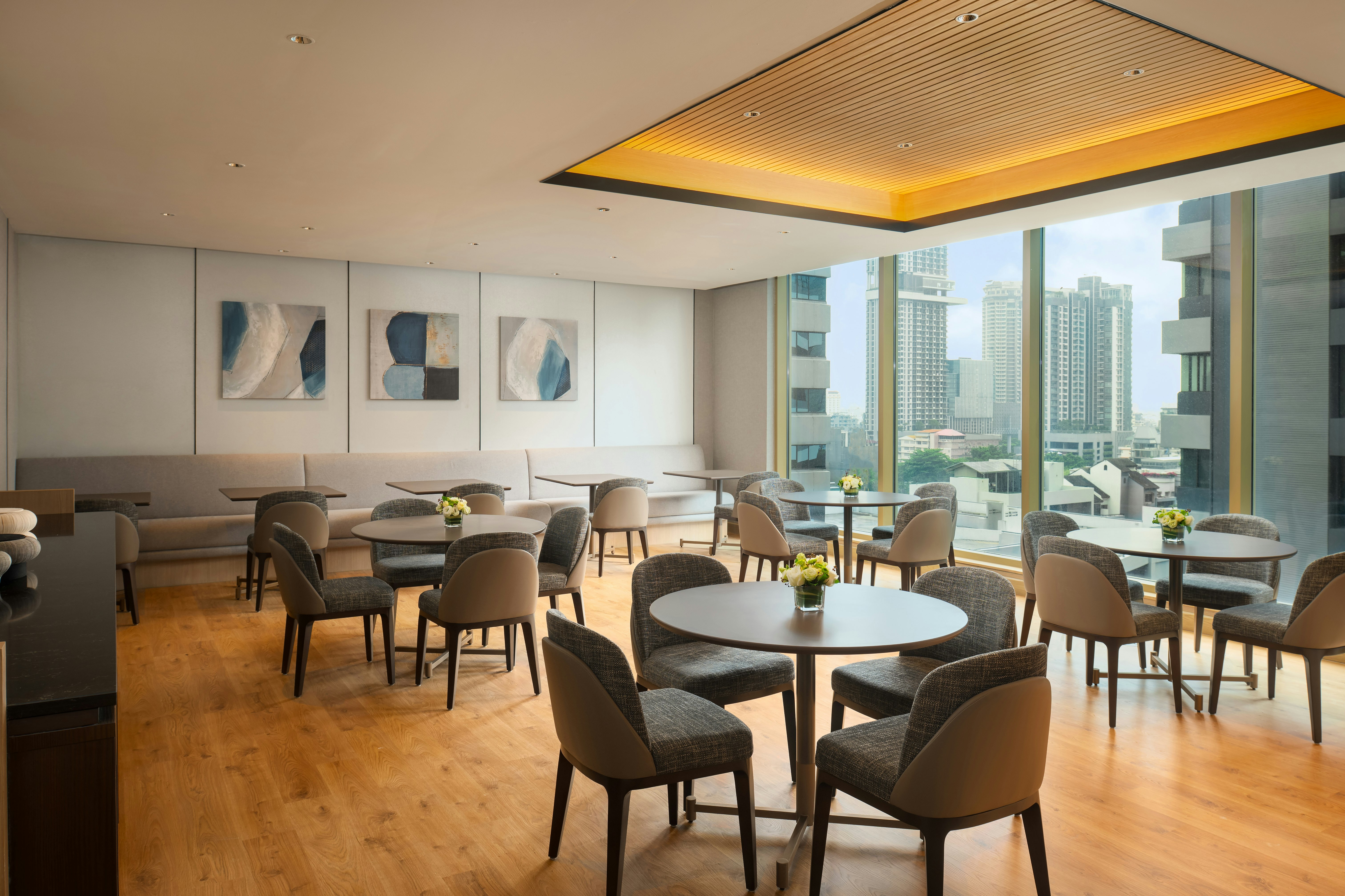 Grand Nikko Bangkok Sathorn 44/60