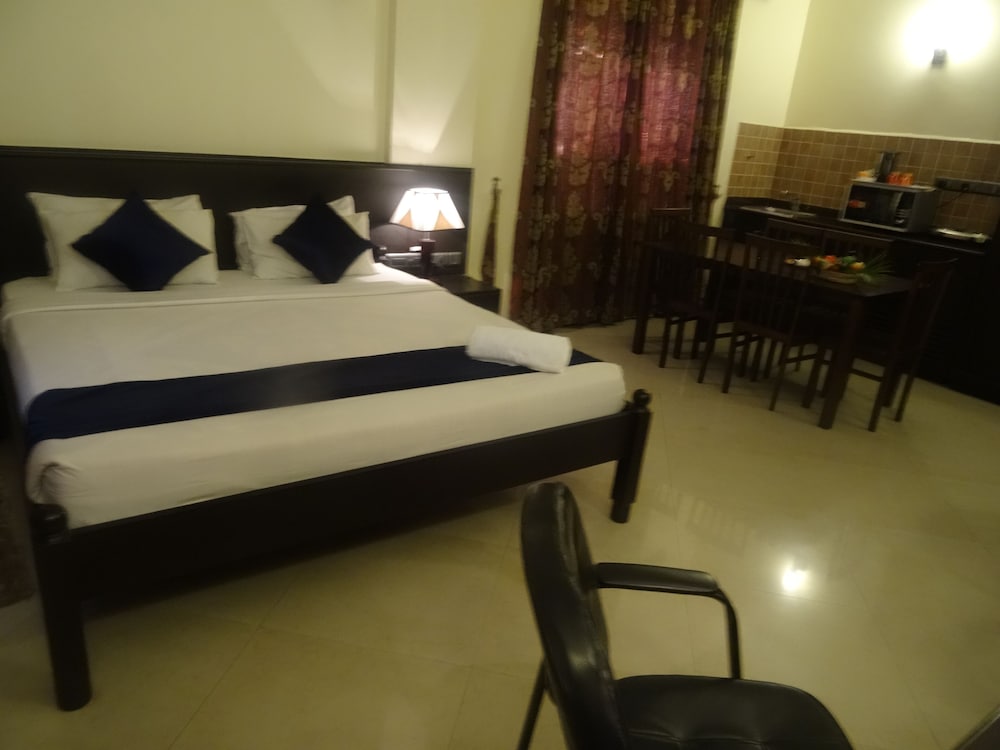 Hotel Sapphire 18/68