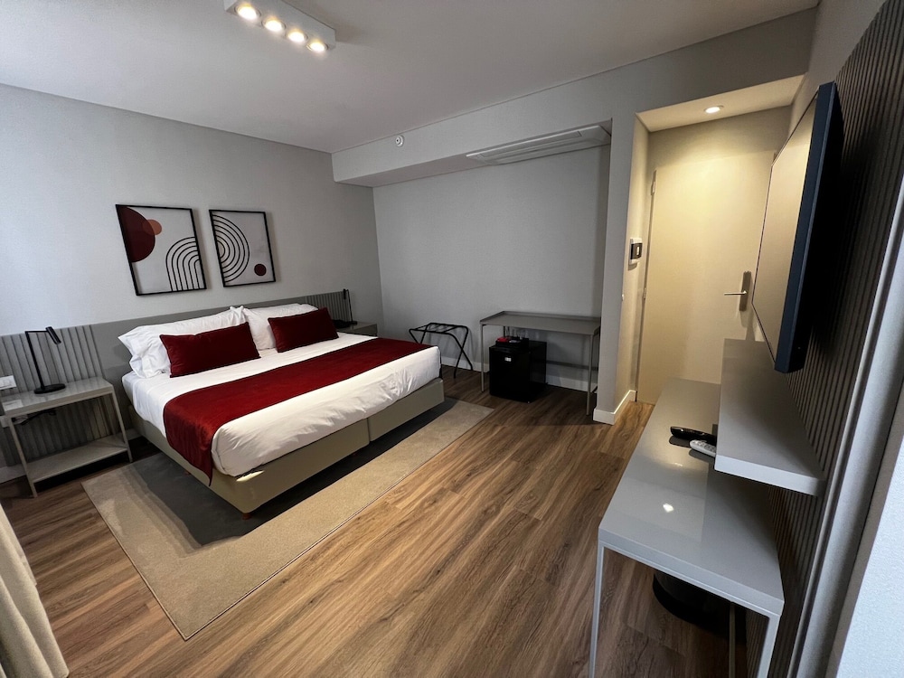 Standard, Double Bed