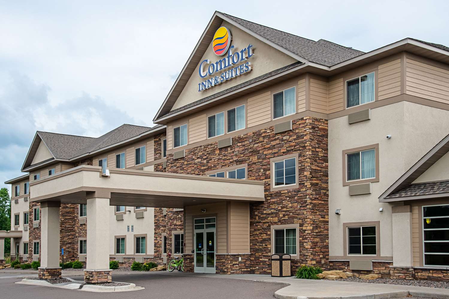 AmeriVu Inn and Suites - Chisago City 3/37