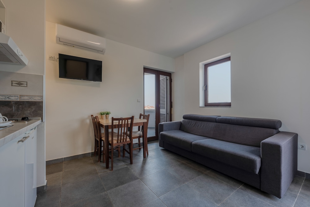 Villa Plat 28/50