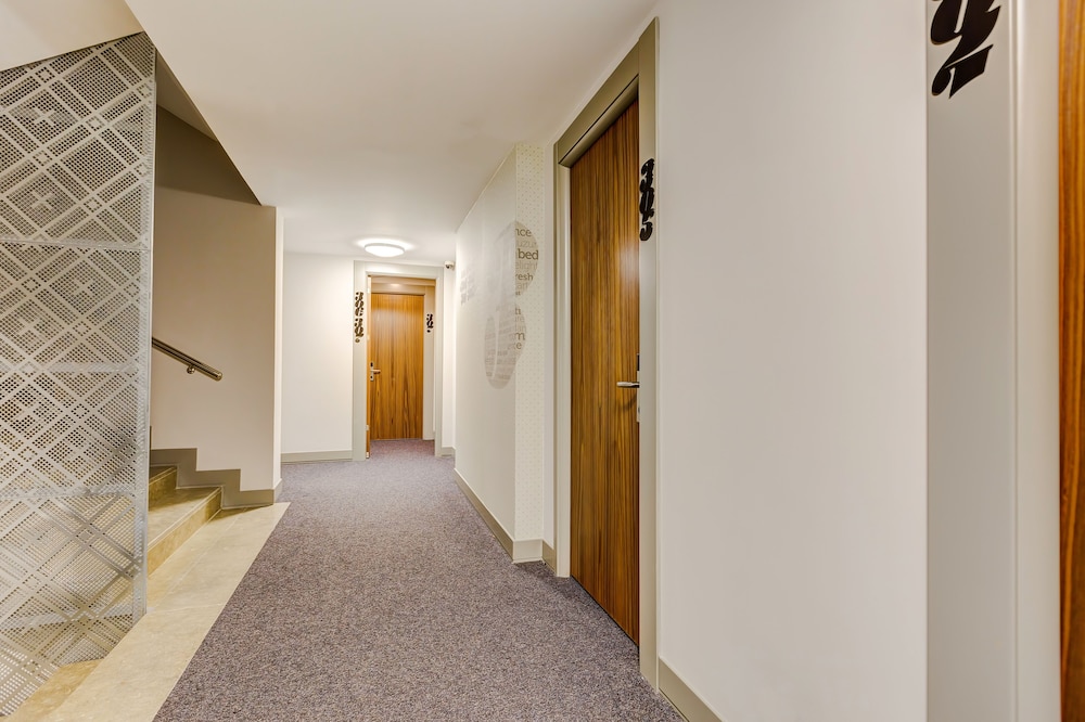 Plus Hotel Bostanci Atasehir 39/63