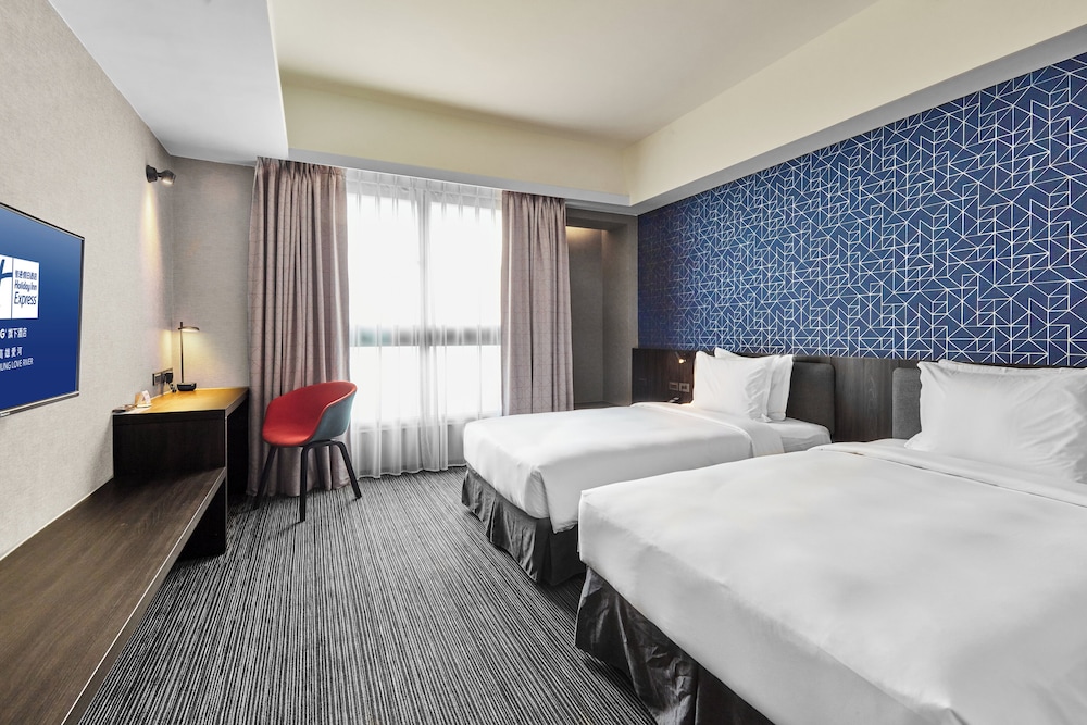 Holiday Inn Express Kaohsiung Love River 21/49