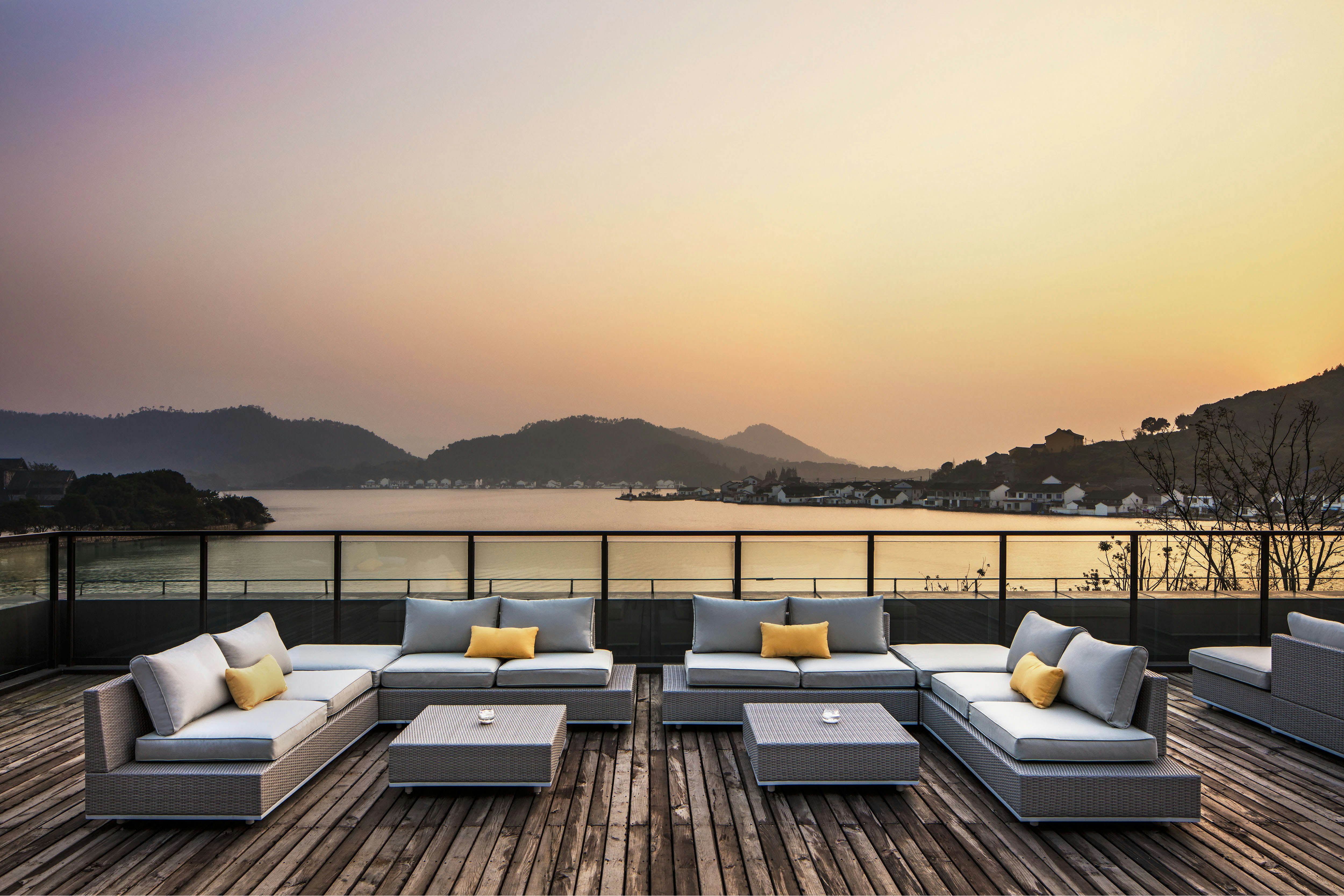 Hilton Ningbo Dongqian Lake Resort 36/41