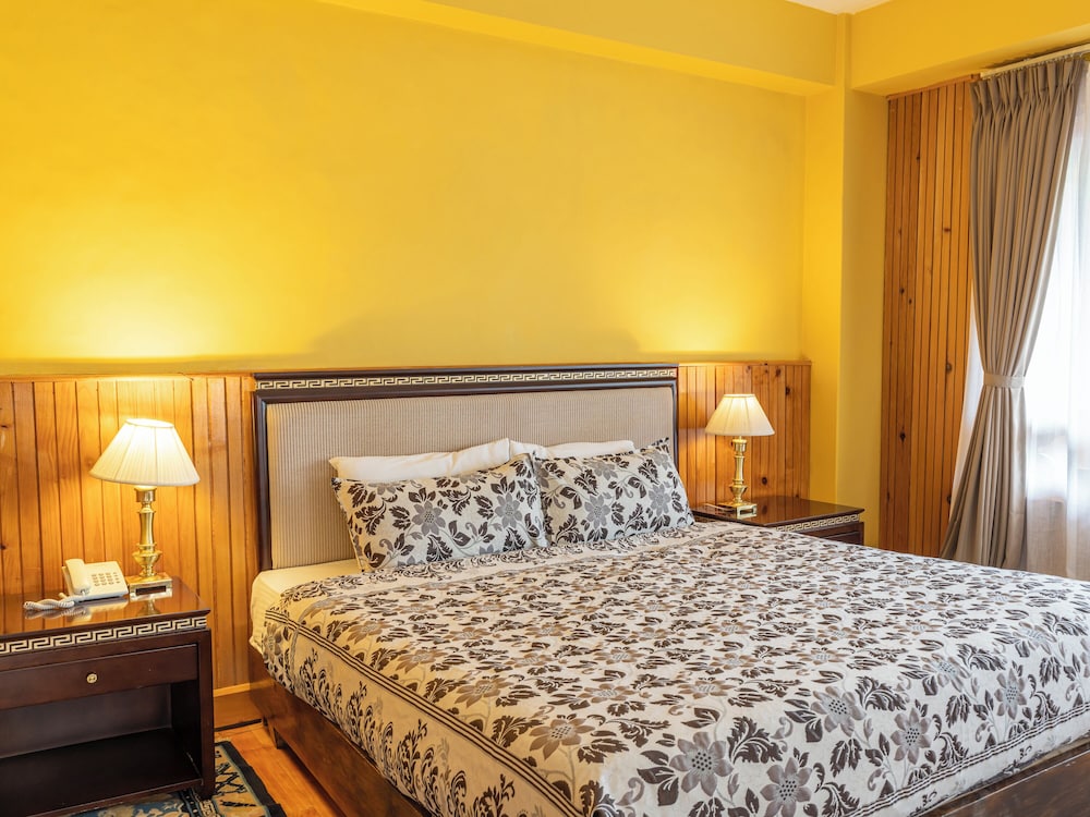 ROYAL, SUITE, MOUNTAIN VIEW, BALCONY