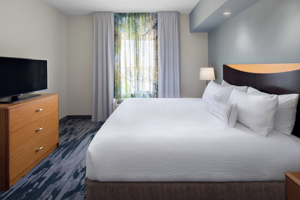 Fairfield Inn Suites Hobbs 10/44