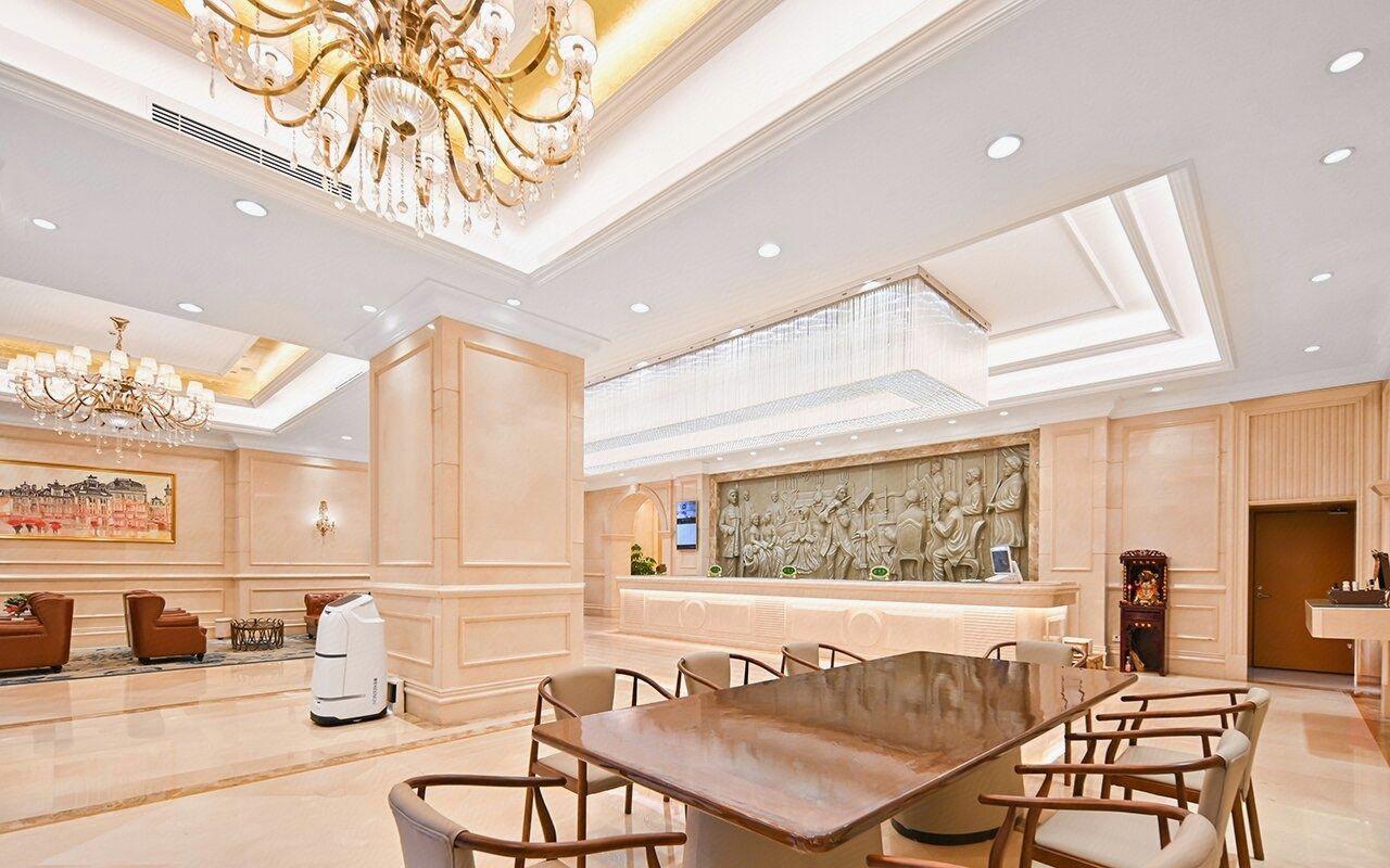 Vienna International Hotel (Shenzhen Guanlan Avenue) 12/37