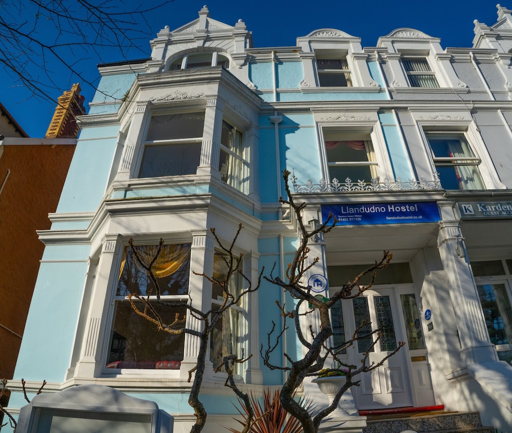 Llandudno Hostel 2/50