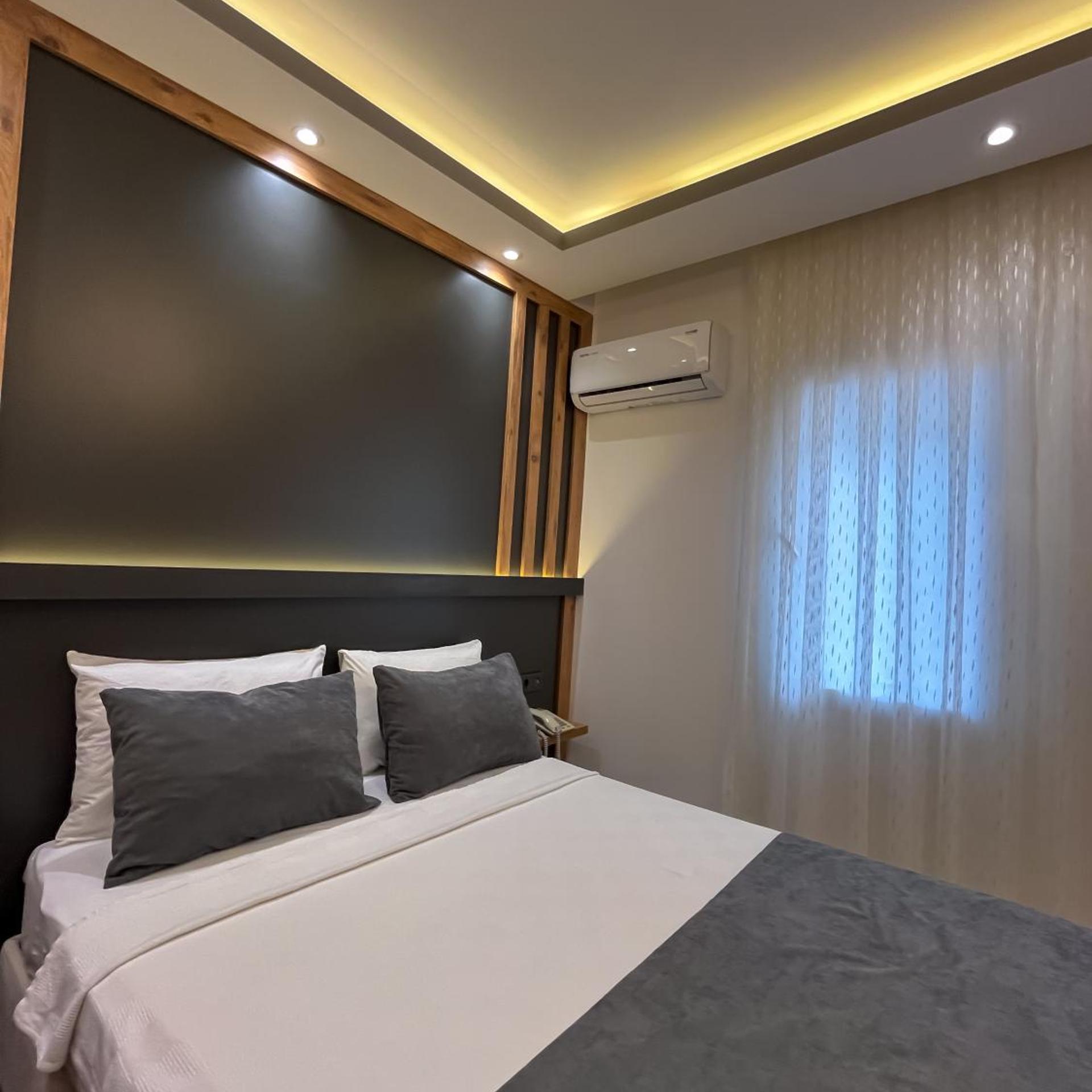 Rain Hotel 20/50