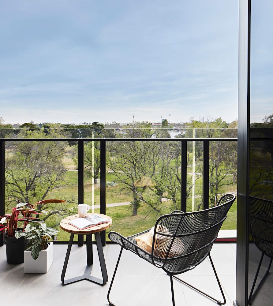 Tyrian Serviced Apartments Melbourne 23/48