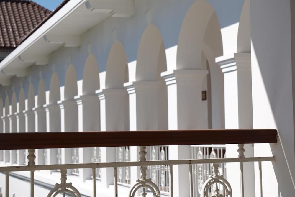Daroessalam Hotel 2/49