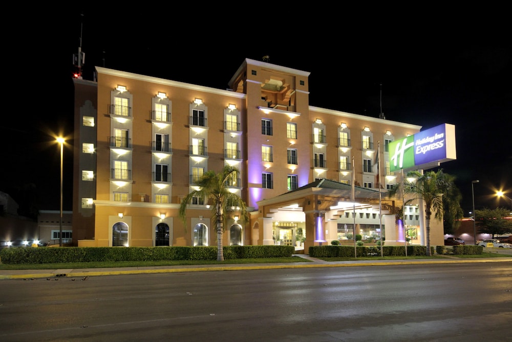 Holiday Inn Express Torreon 1/69