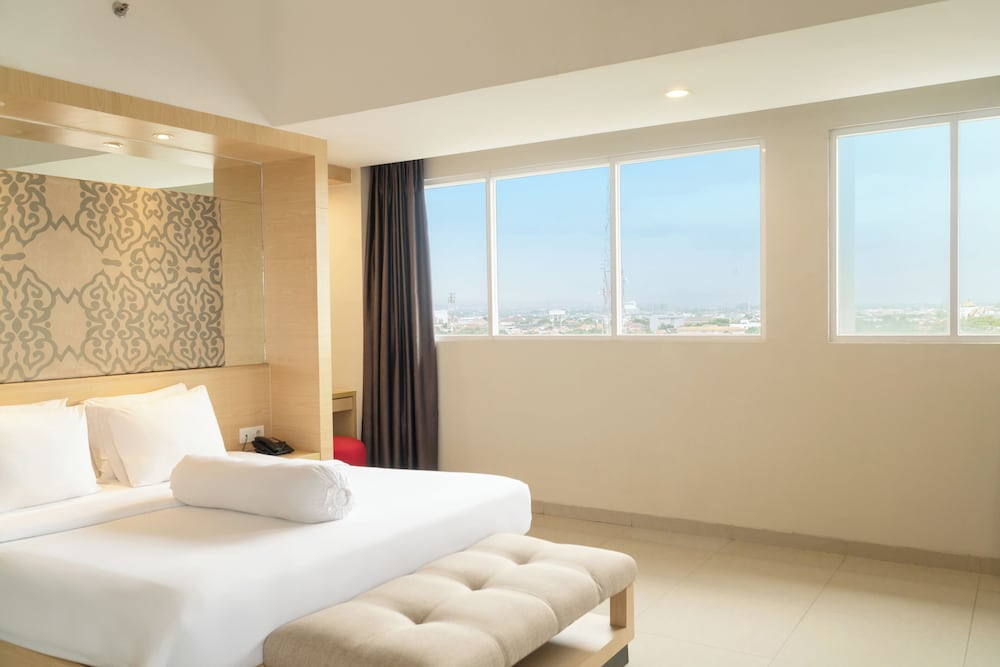 Metland Cirebon by Horison 16/68