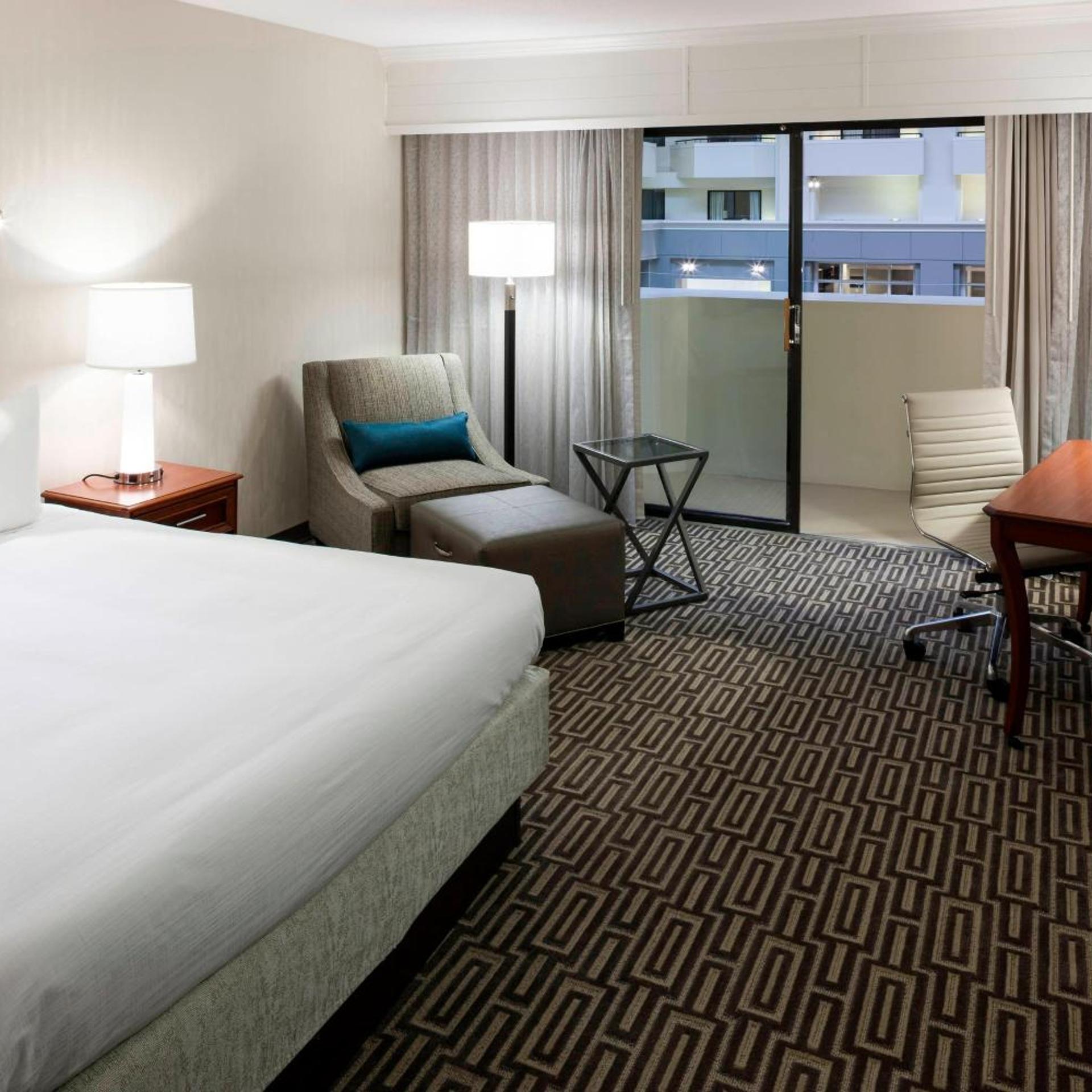 غرفة بسرير كينج أو سرير مزدوج، Fairfax Marriott at Fair Oaks 2/8