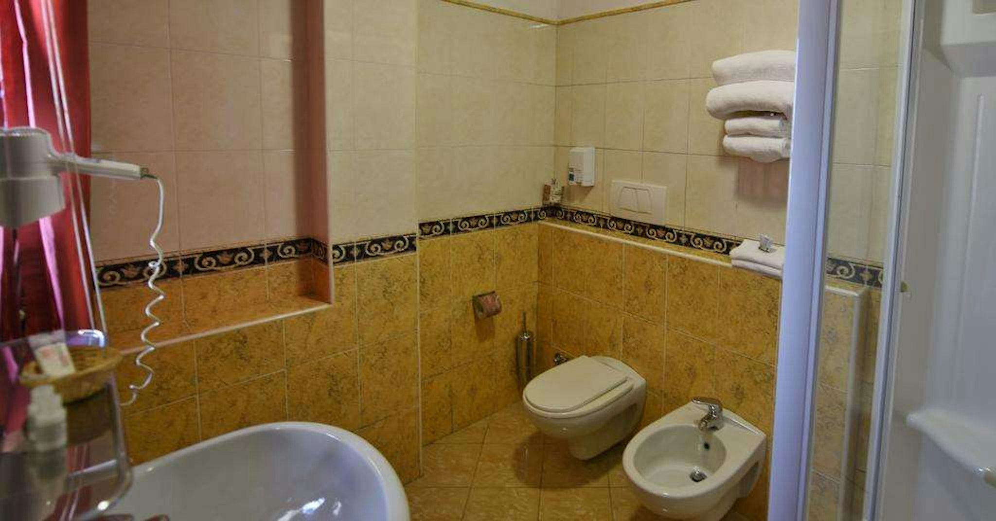 Albergo al Castello 36/44