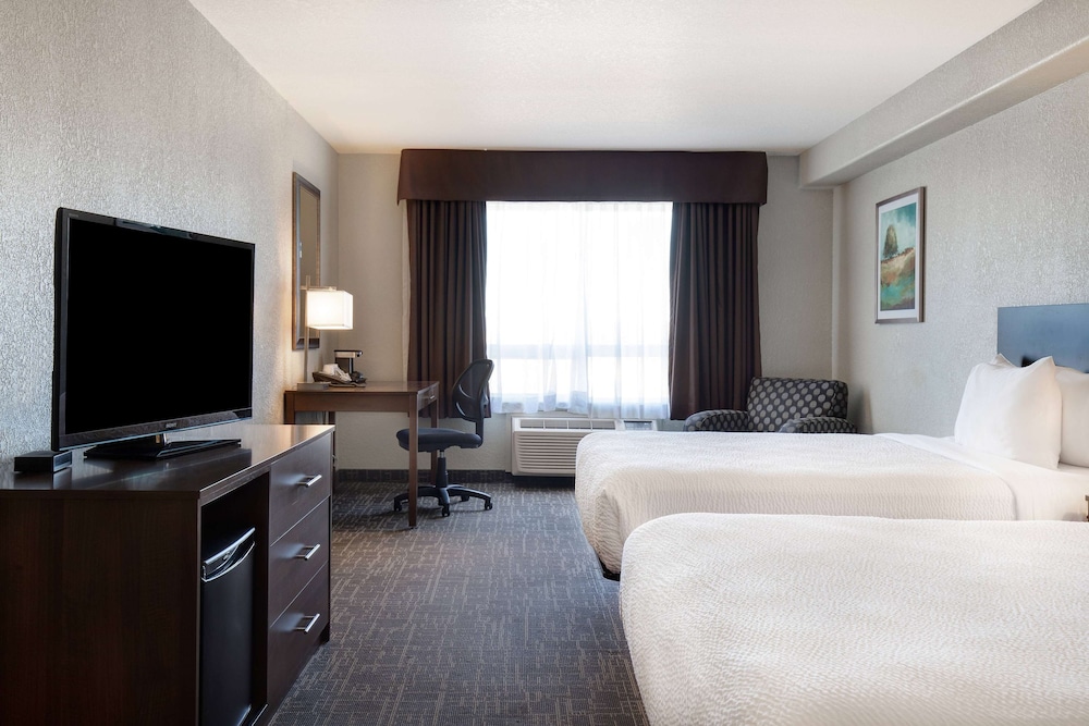 Days Inn & Suites by Wyndham Yorkton — photo 5