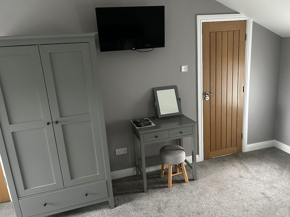 Chevin End Guest House 34/50