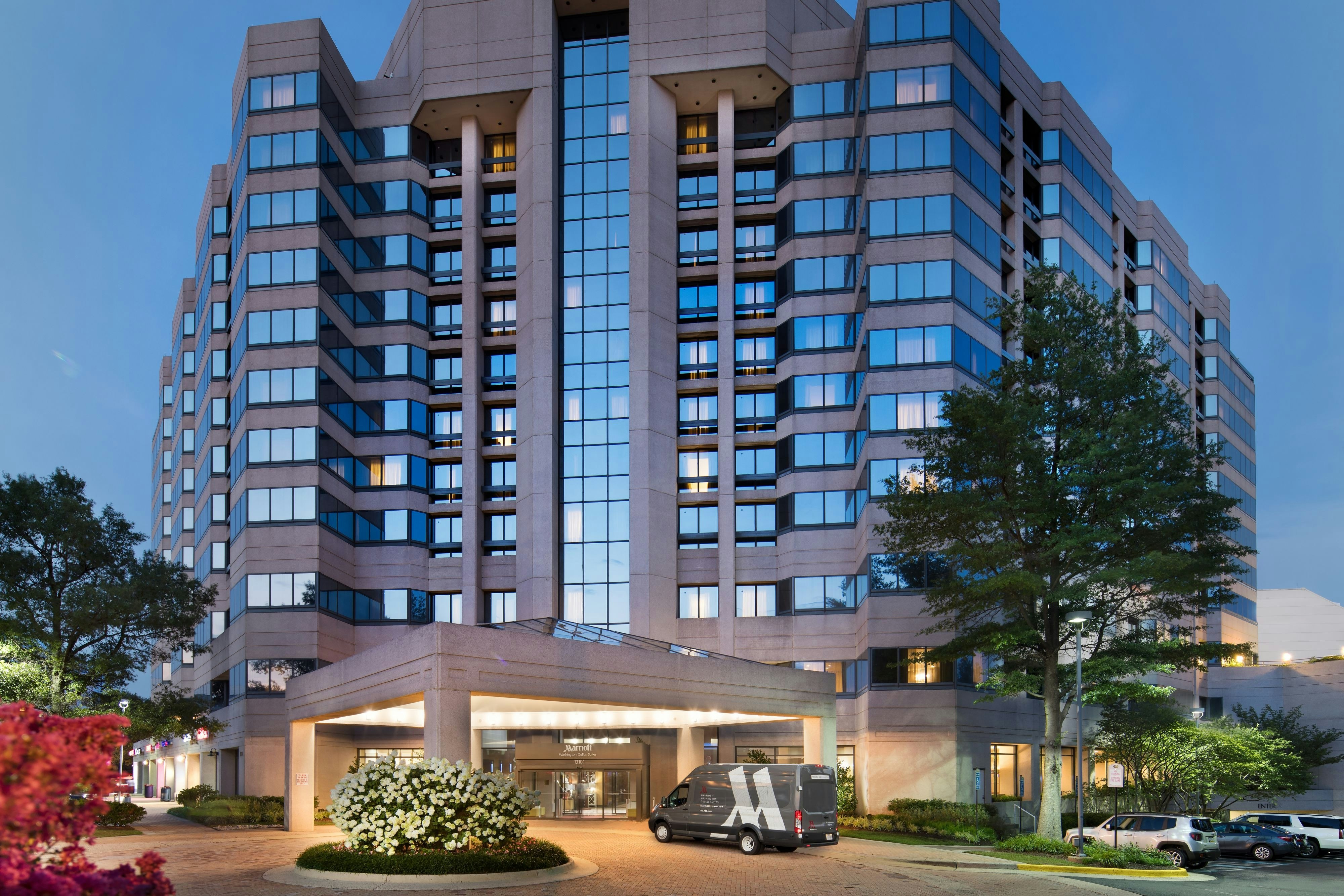 Washington Dulles Marriott Suites 2/48