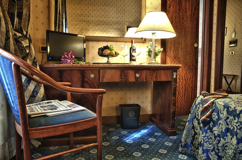 Hotel Cilicia 43/51