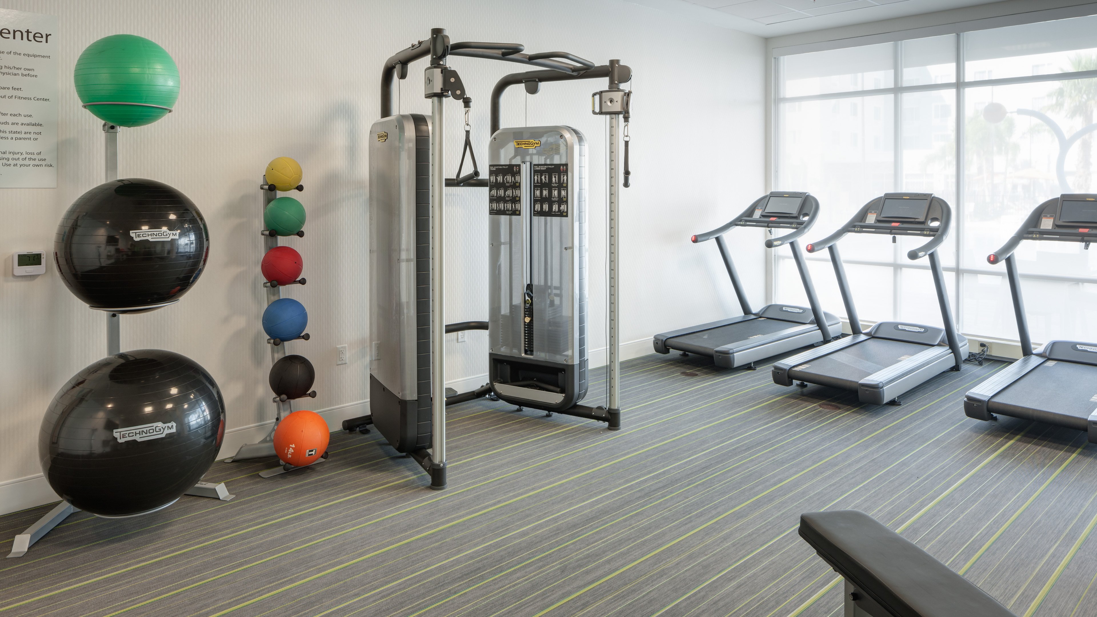 Holiday Inn Express Suites Orlando At Seaworld An Ihg Hotel 20/57