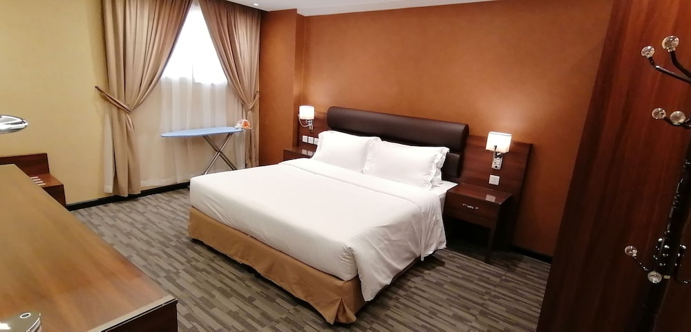 الضيافة شقة العليا(Manazel Al Diafa Serviced Apartments EX. (AL Diafah Apartment Olaya)) 13/44