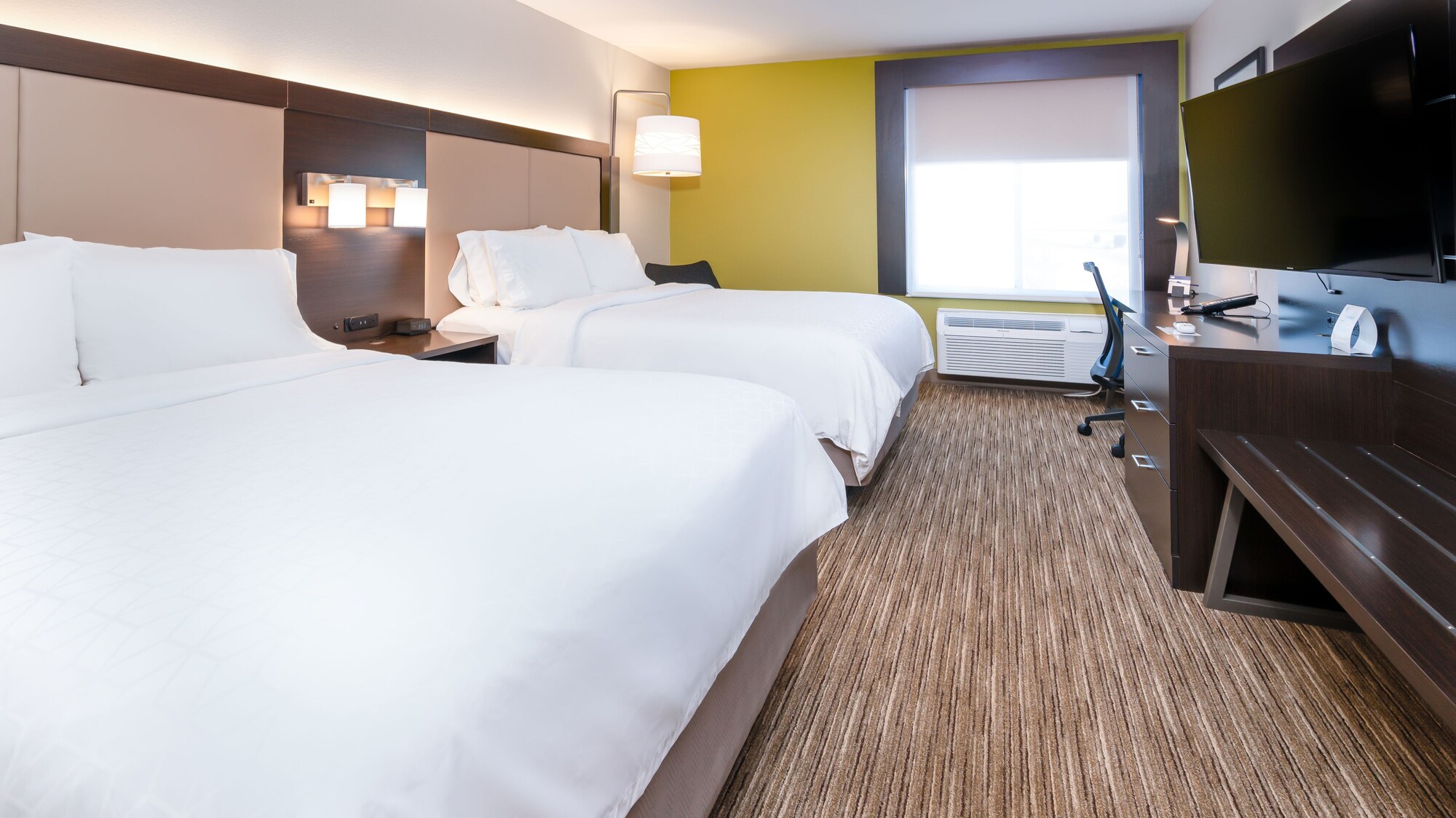 Suite, King Bed, Extra Floor Space