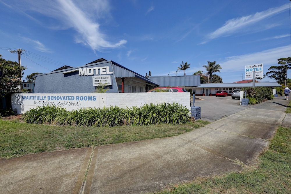 BALI HI MOTEL 13/49
