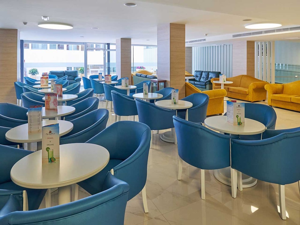 Aparthotel Paguera Beach 30/34