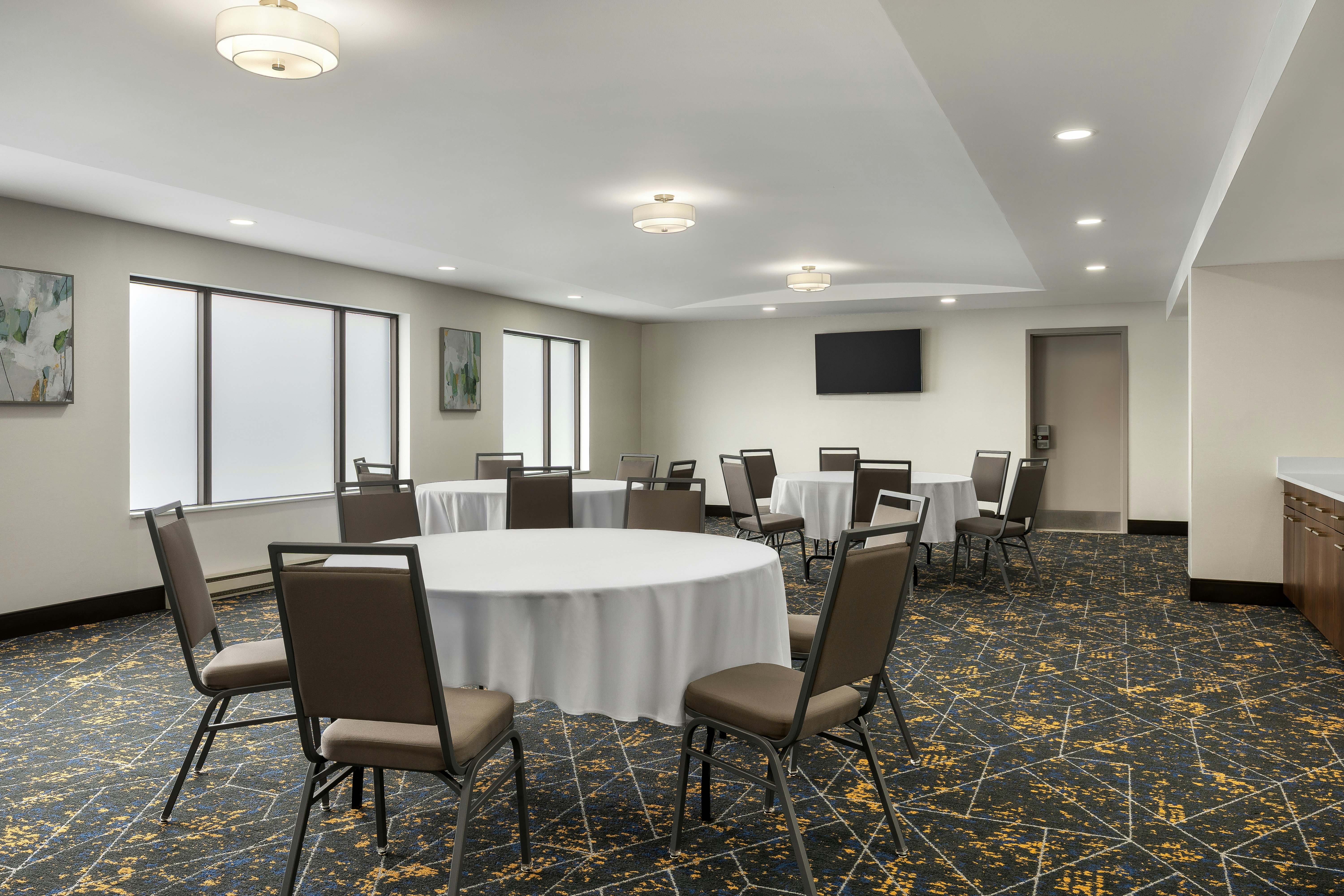 Hampton Inn and Suites by Hilton Montreal Dorval 15/23