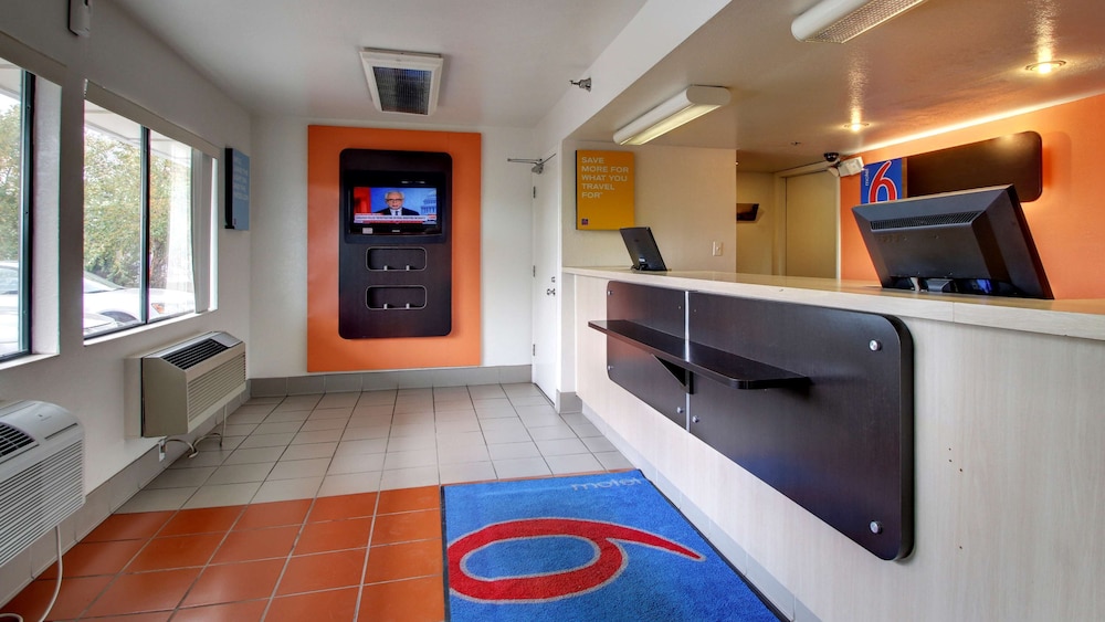 Motel6 Des Moines, IA - North 18/61