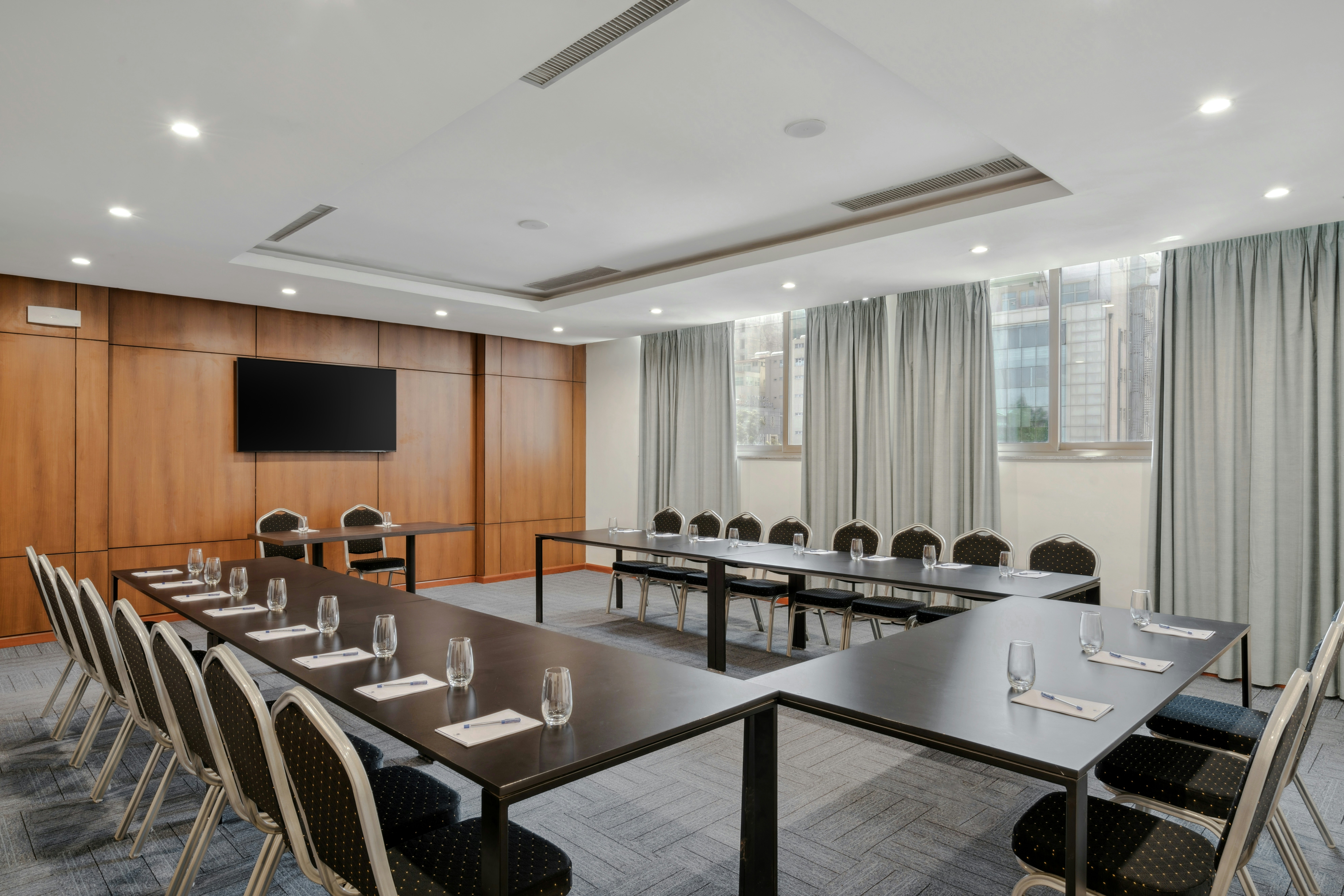 DoubleTree by Hilton Addis Ababa Airport 37/44