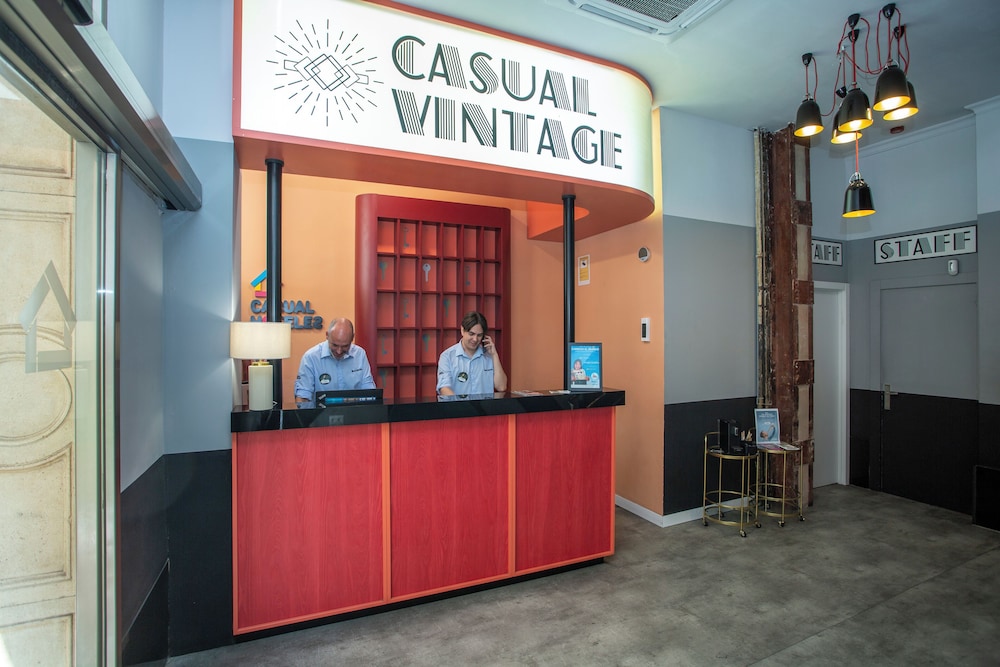 Valencia Casual Vintage 8/49