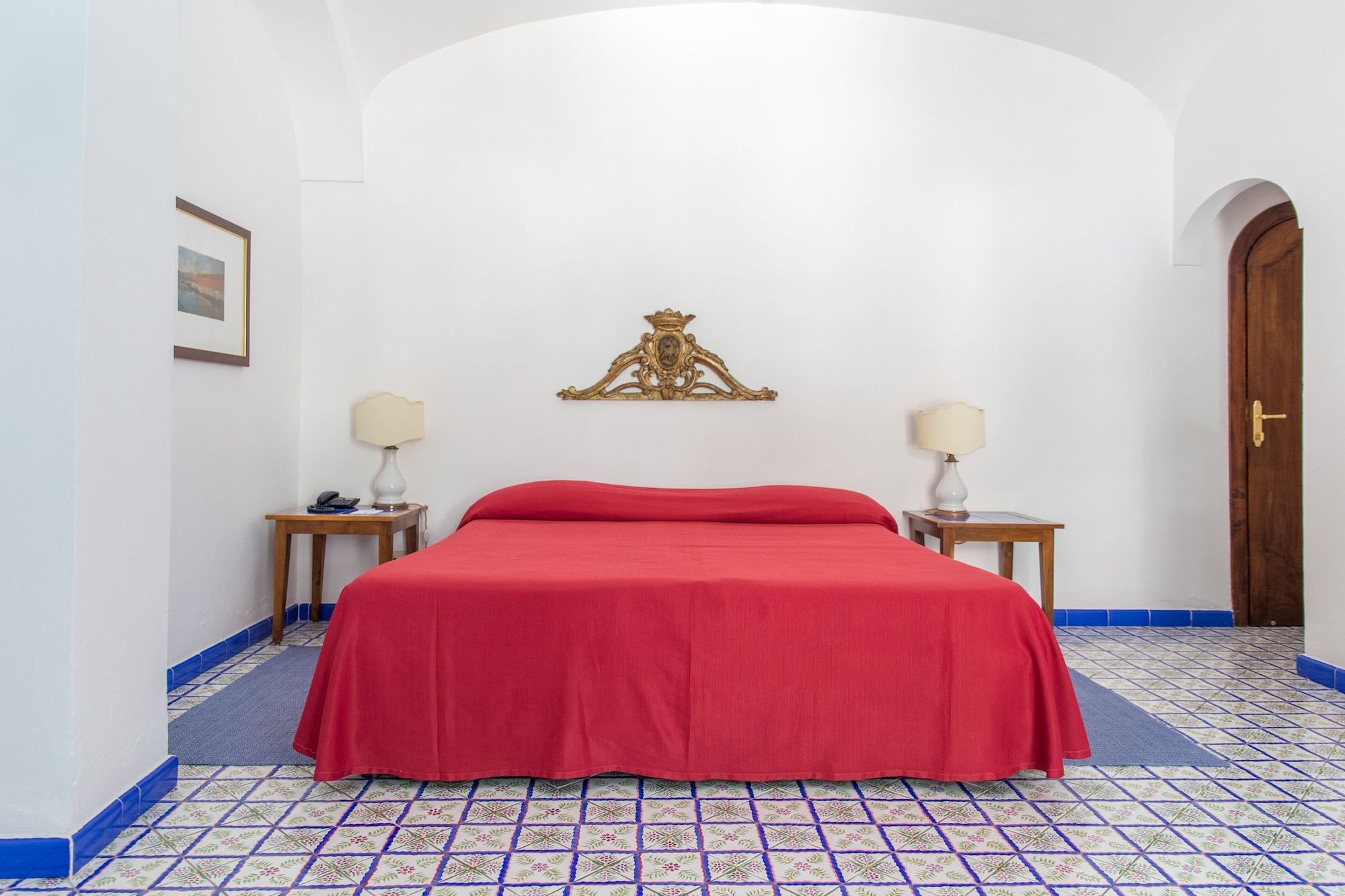 CLASSIC, DOUBLE OR TWIN BED, CITY VIEW, TERRACE