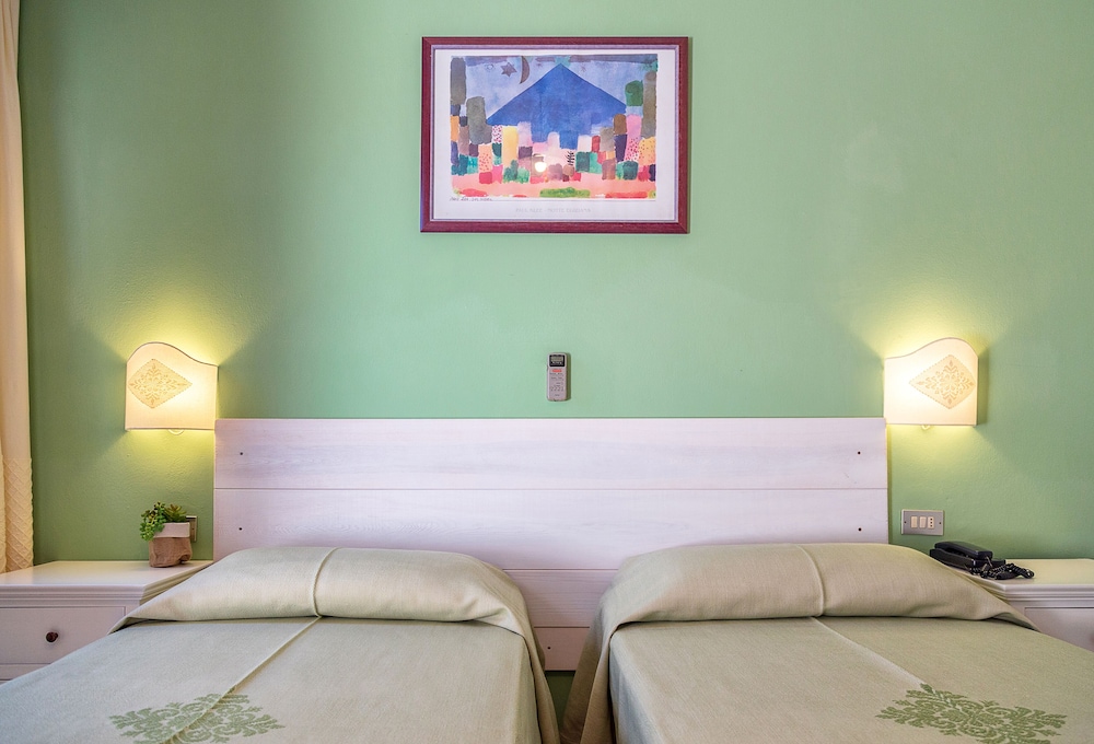Hotel Santa Maria 24/57