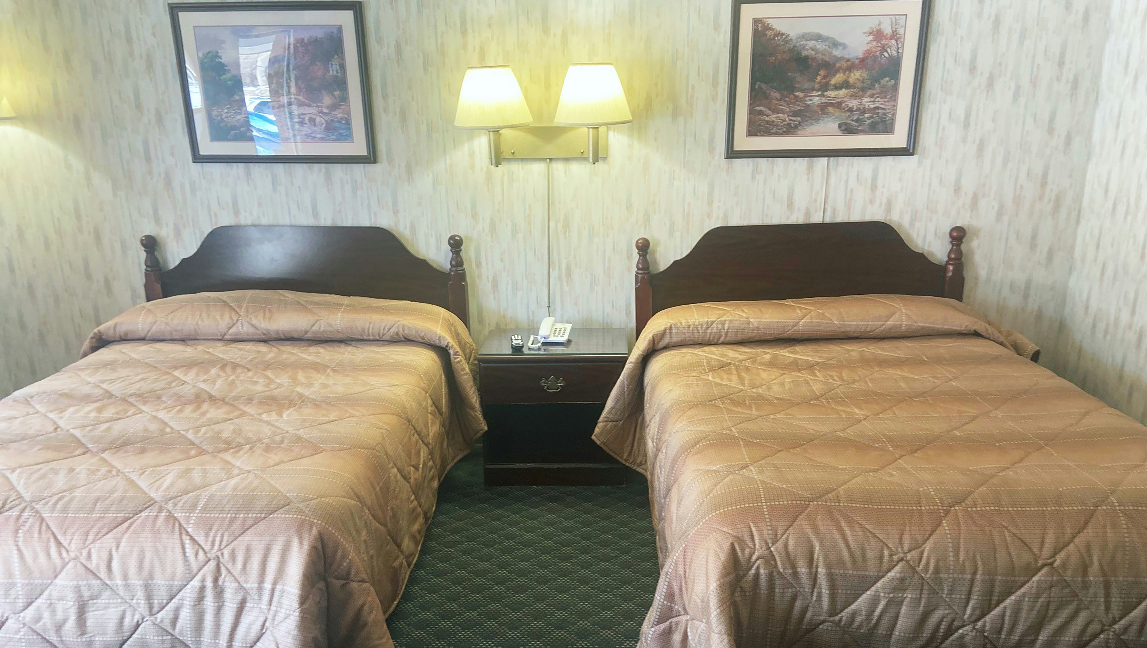 Pleasant Valley Motel West Stockbridge 8/23