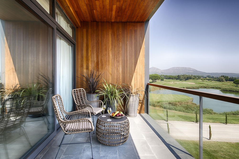 Emporda Golf Resort 35/60