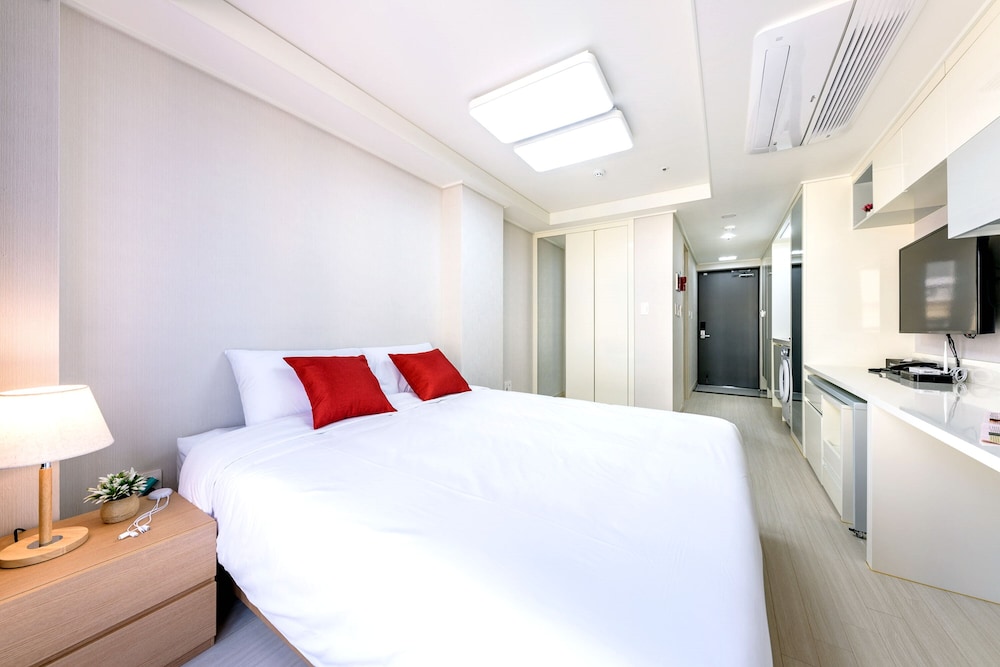 Shin Shin Hotel Seogwipo 19/50