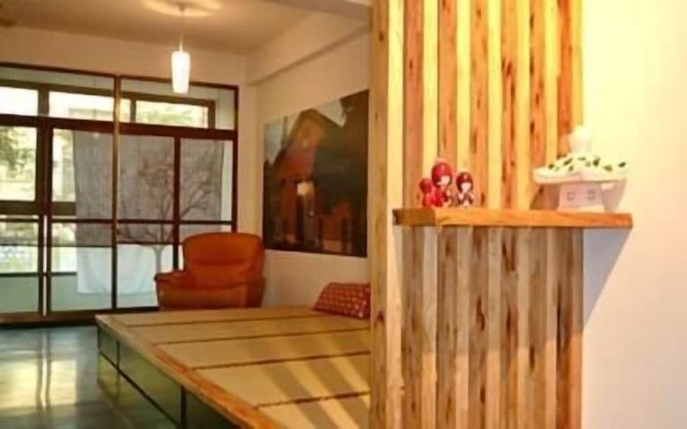 Aitabi Hostel 9/55