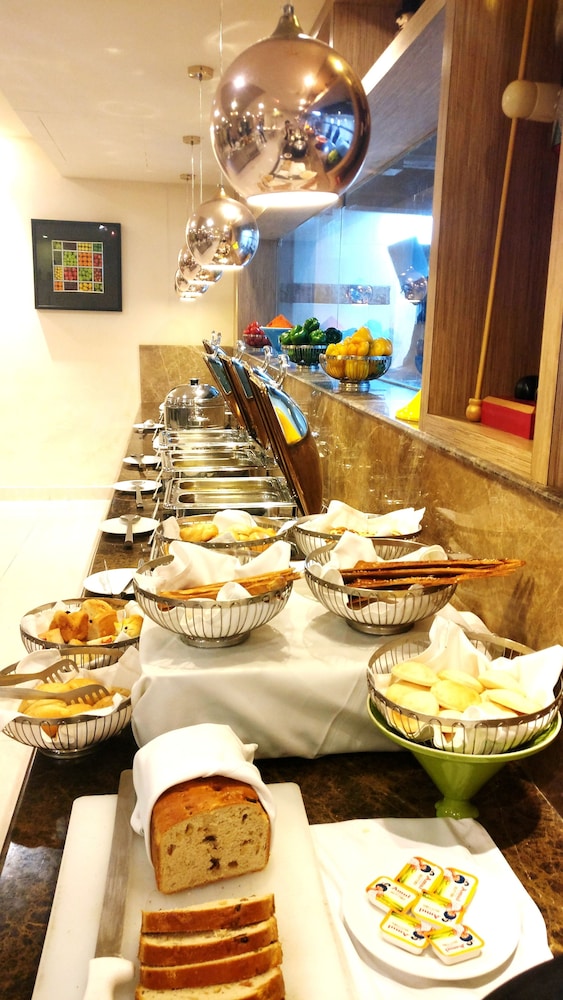 Days Hotel by Wyndham Chennai OMR 16/47