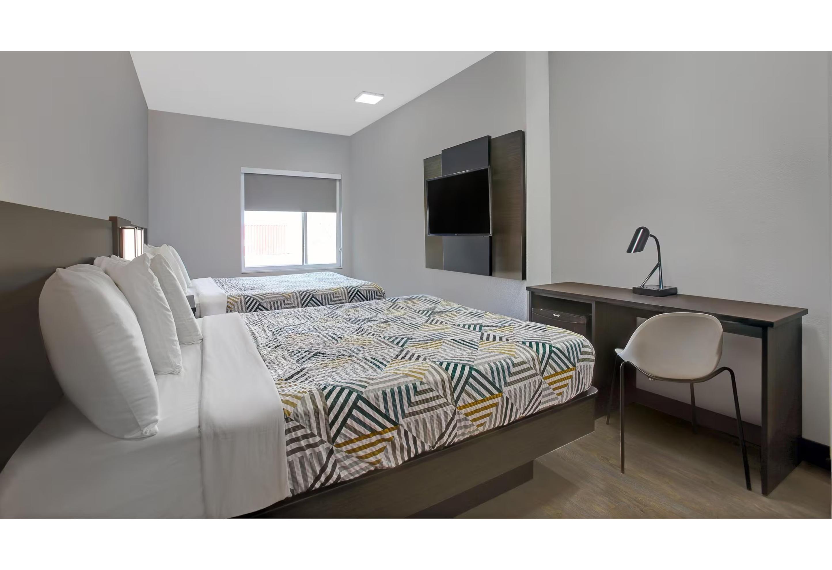 غرفة رباعية بسريرين كوين، Motel6 Monahans, TX 4/8