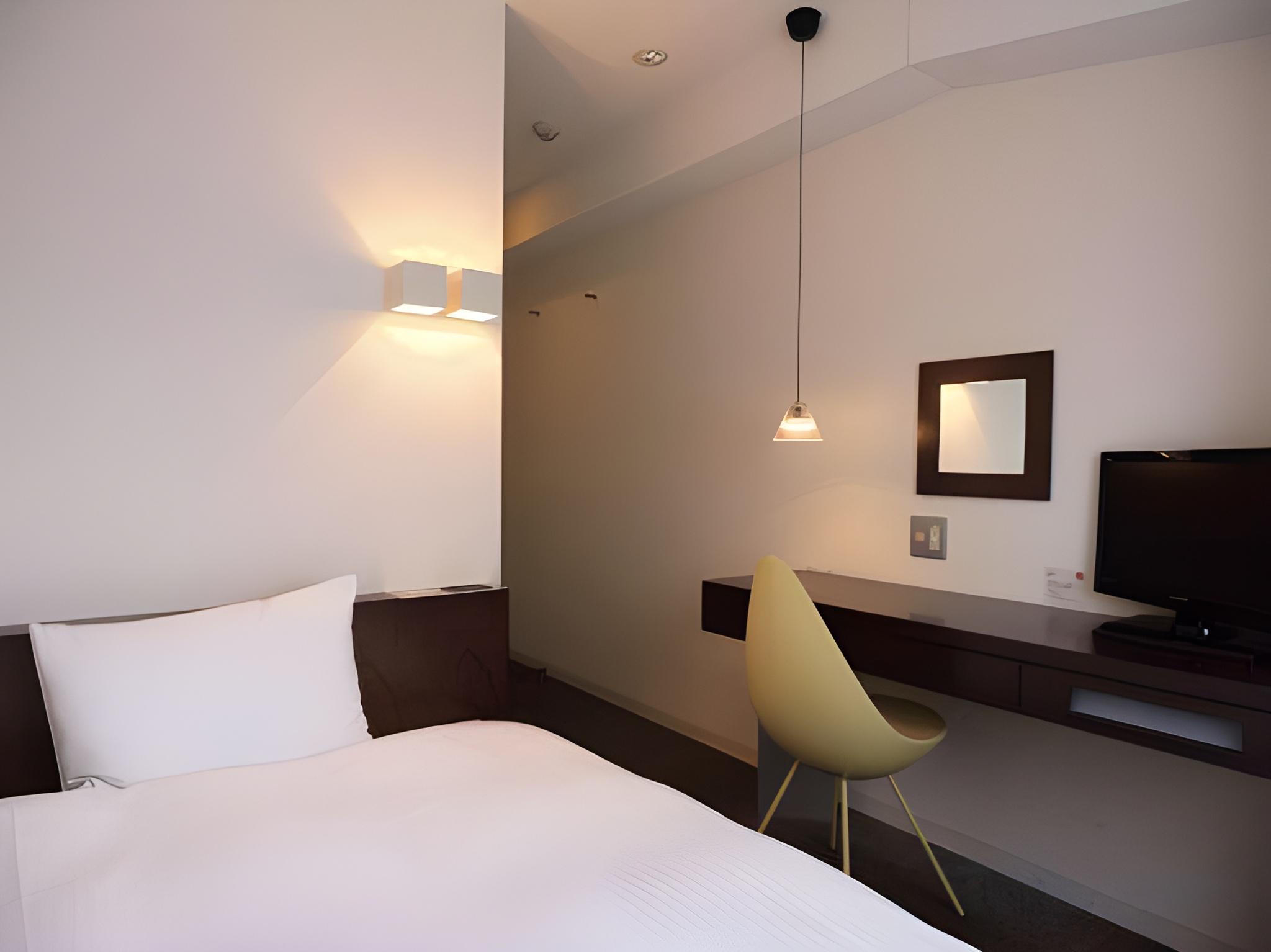 Semi Room, Economy, Semi Double Bed