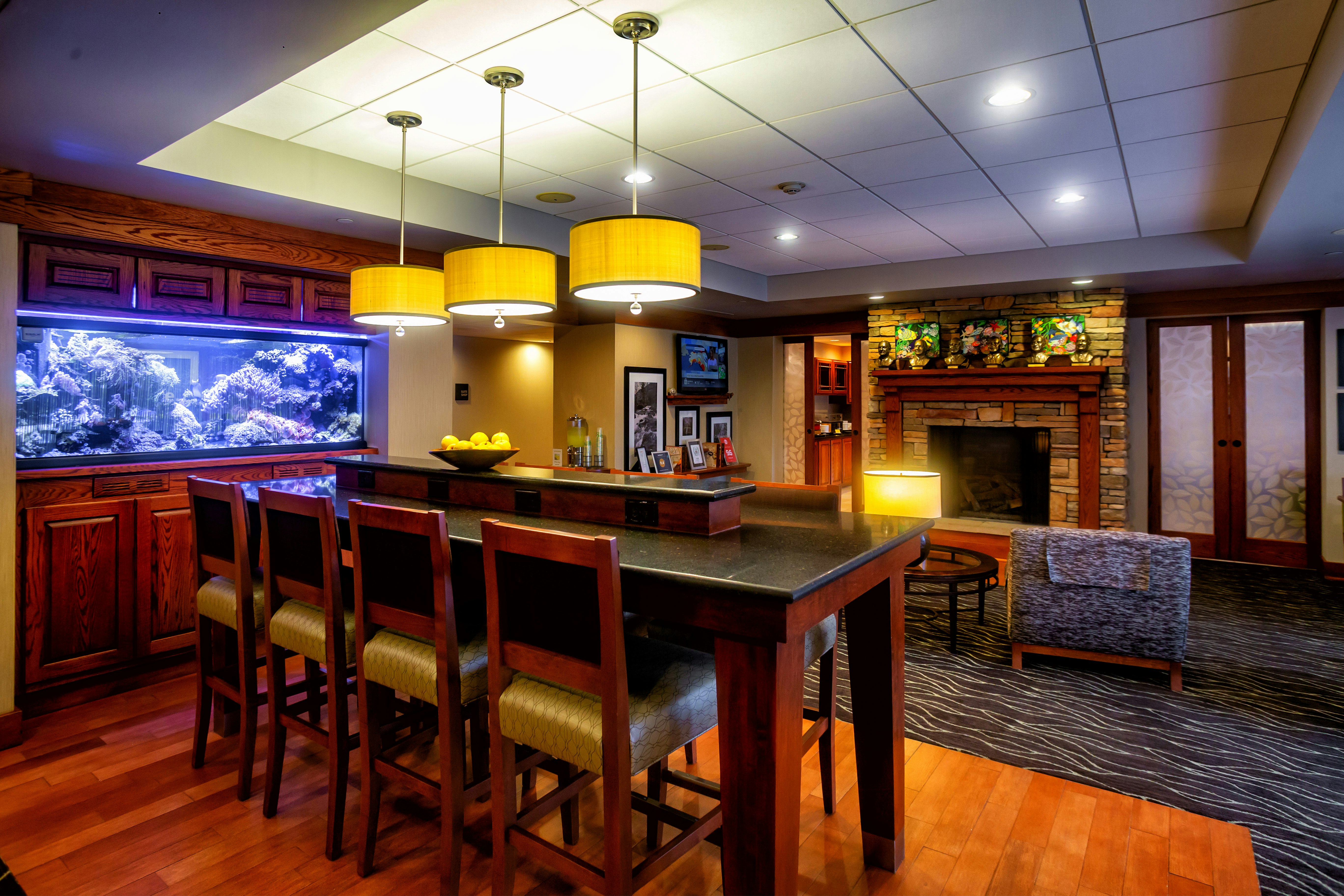 Hampton Inn Wheeling 38/56