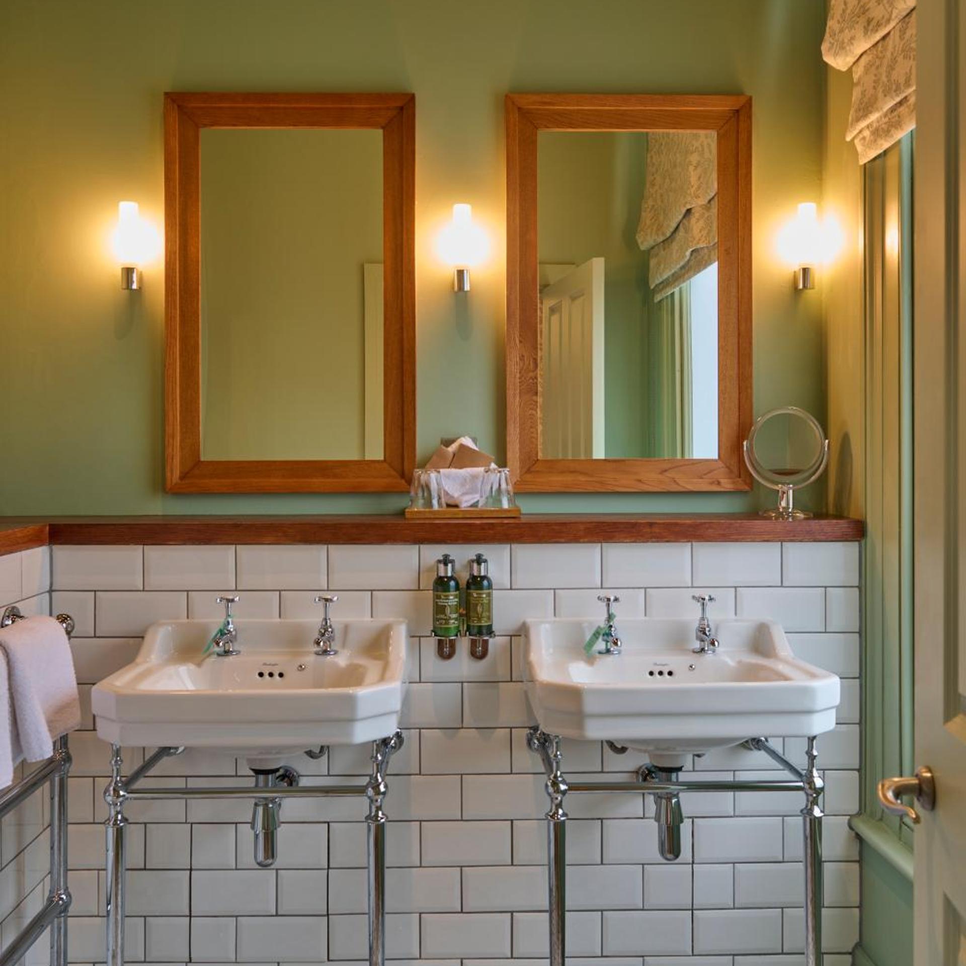 Signature, Suite, Hotel Du Vin & Bistro Cheltenham 7/9