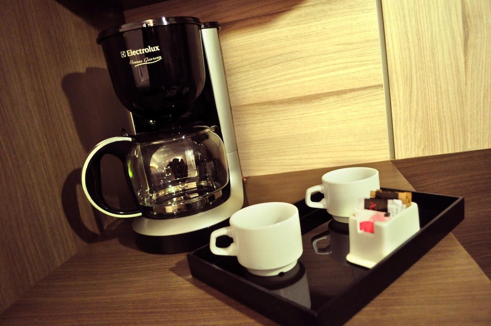 AKU HOTELS 39/69