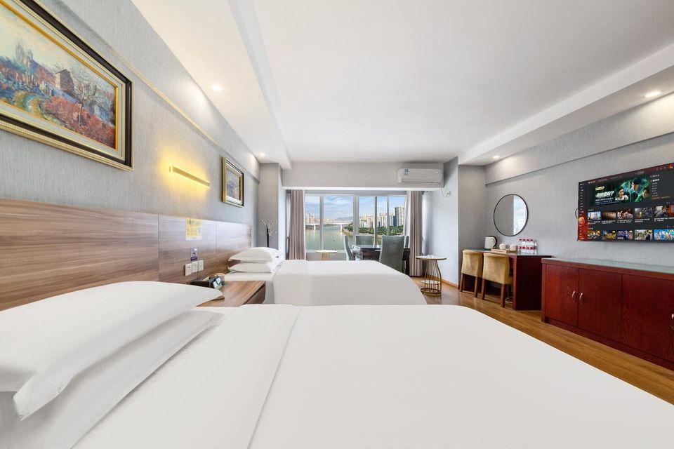 Shuiyang Nianhua Hotel 5/25