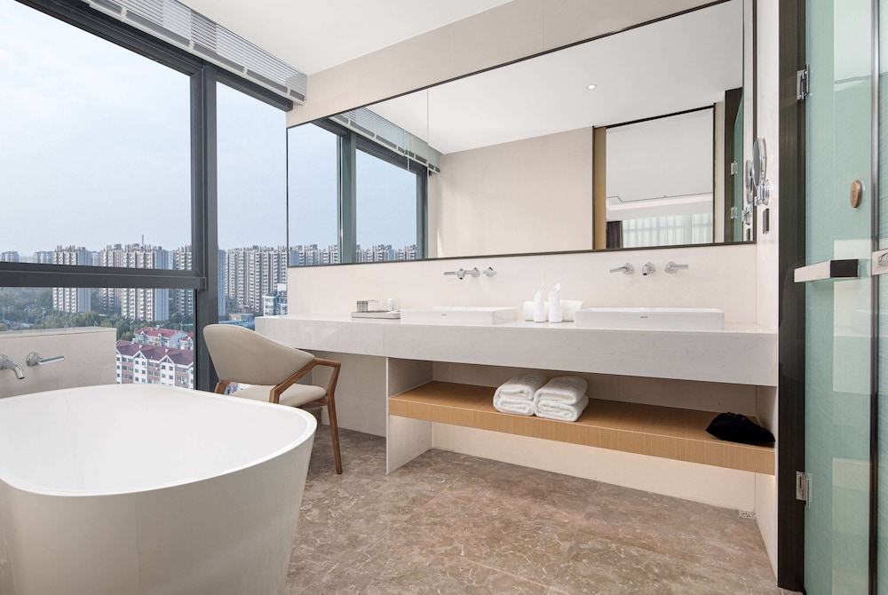 Ramada Encore by Wyndham Jinan Shanghe 28/28
