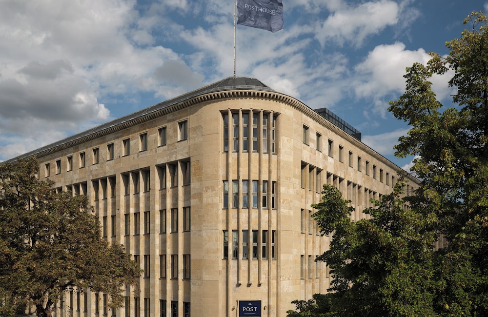 Hotel Berlin Potsdamer Platz by Leonardo Hotels in BERLIN